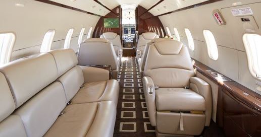Challenger 300