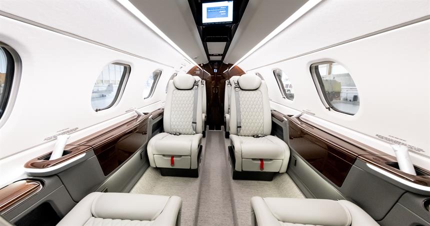 Phenom 300