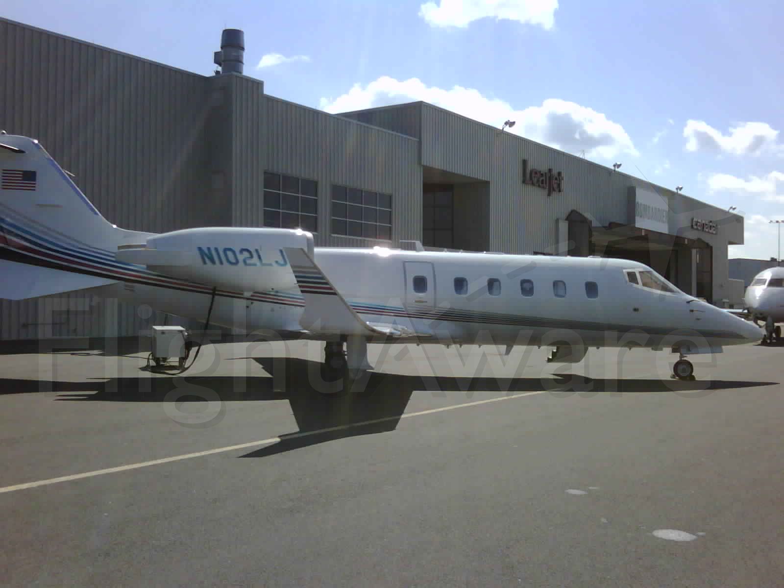 Learjet 60