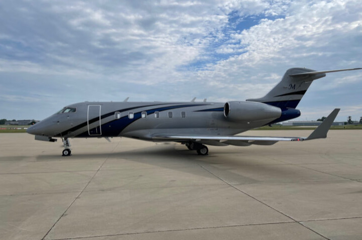 Challenger 300