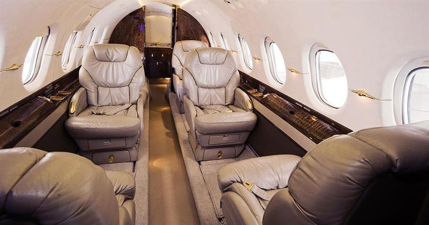 Hawker 800XP