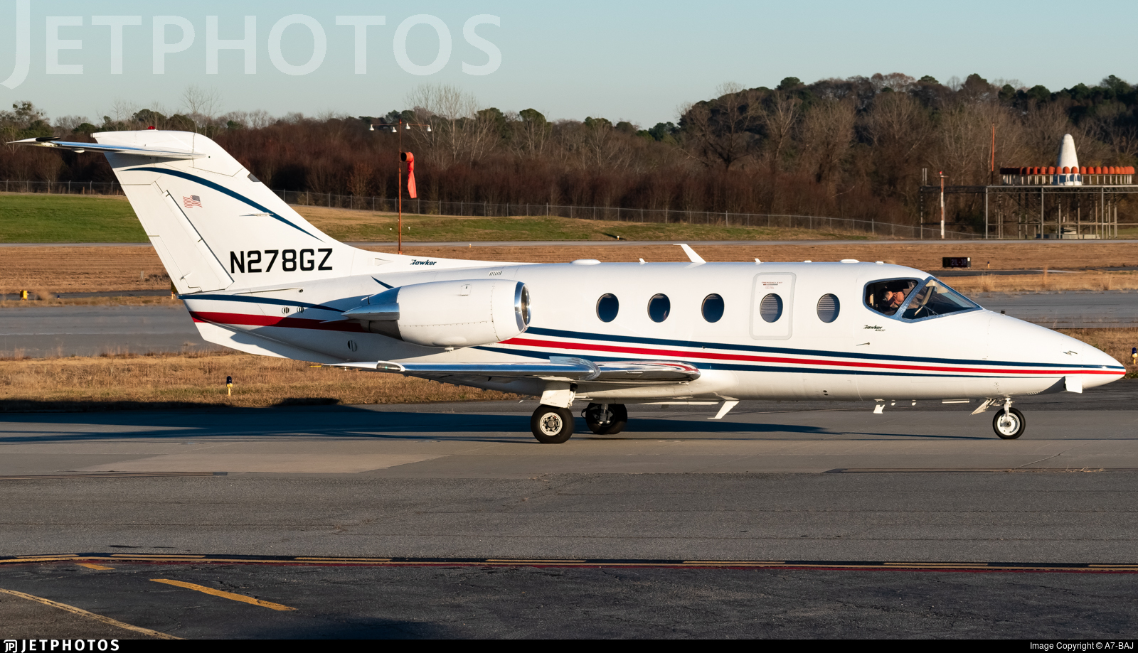 Hawker 400XP