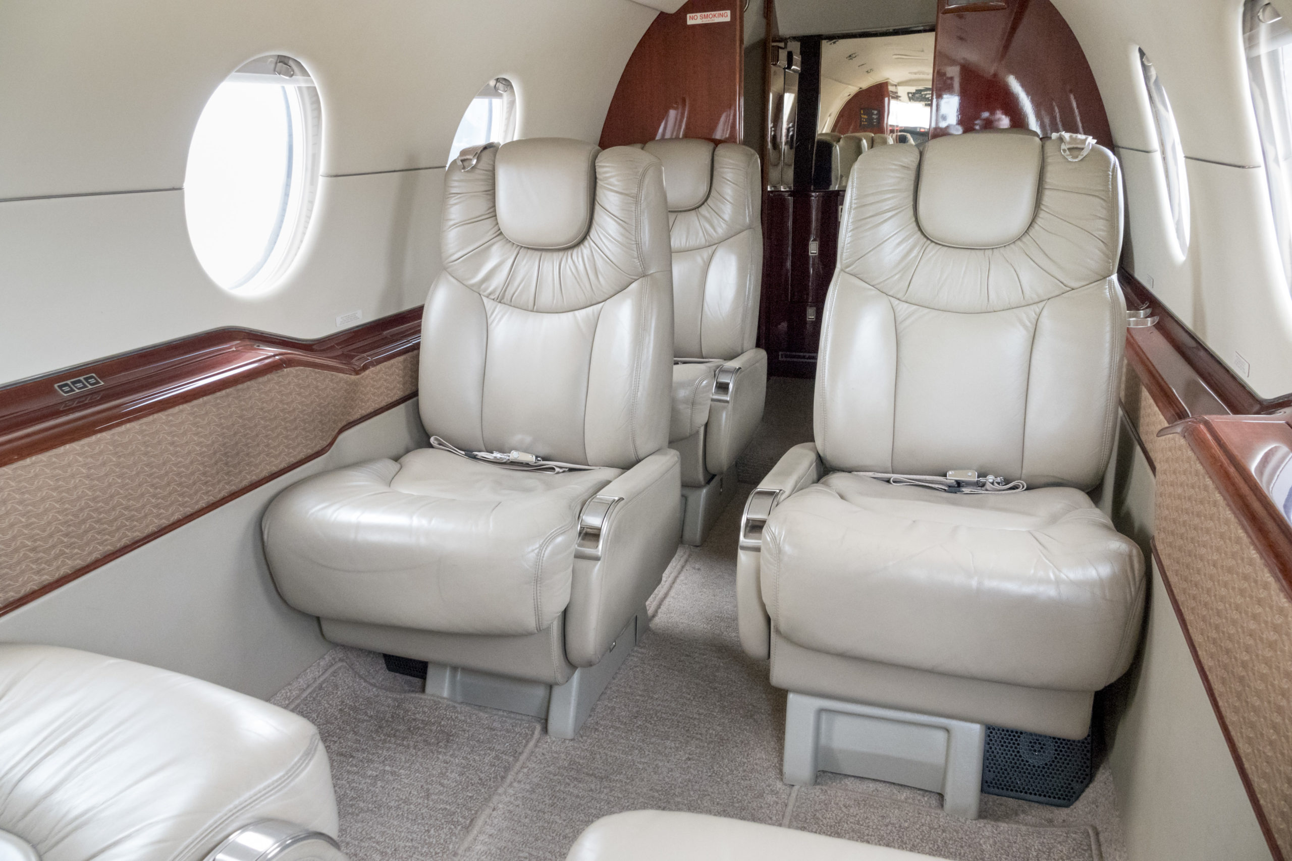 Hawker 400XP