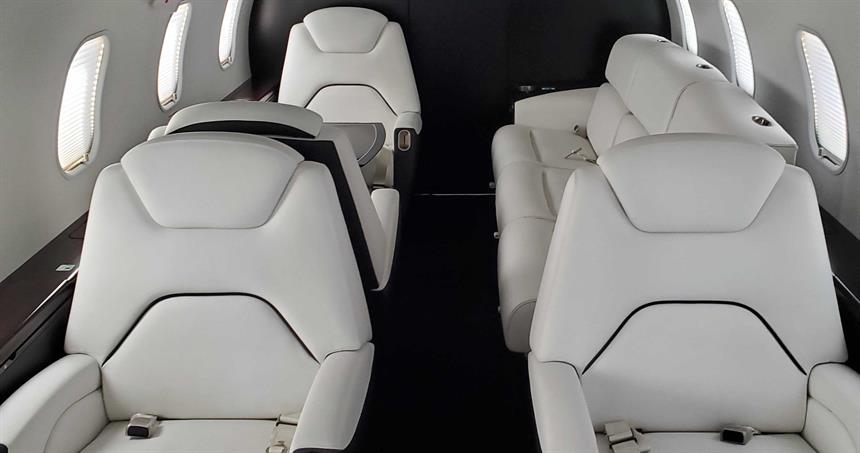 Challenger 300
