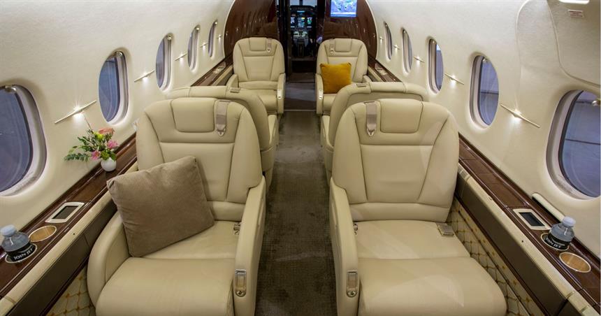 Hawker 4000