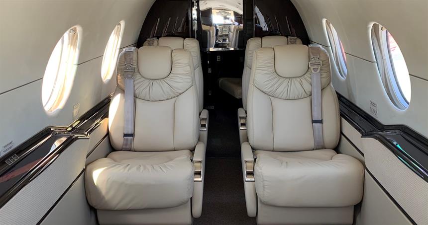 Hawker 400XP
