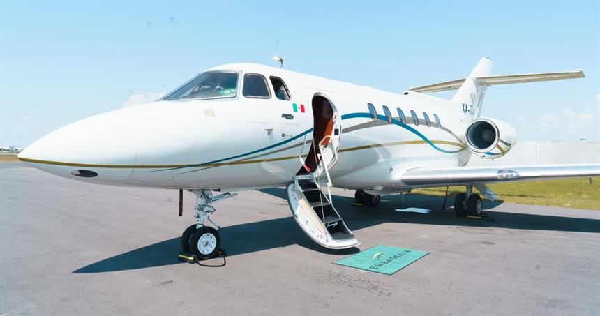 Hawker 800 B