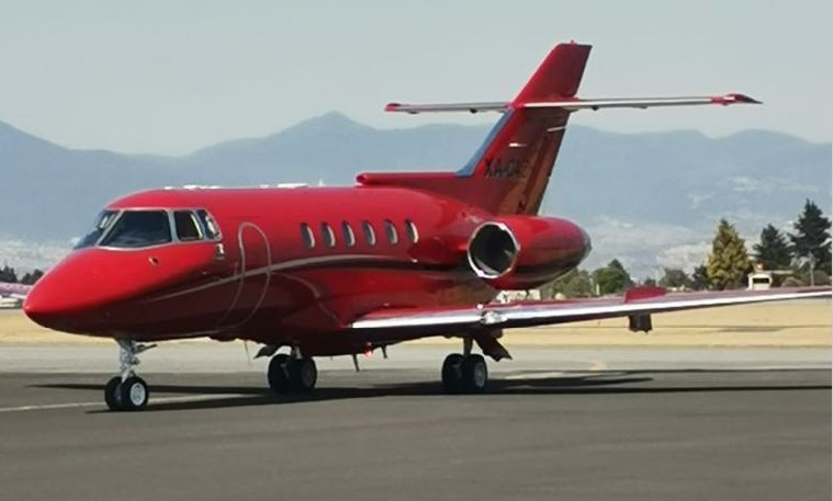 Hawker 800
