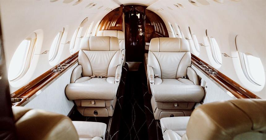 Hawker 800XP