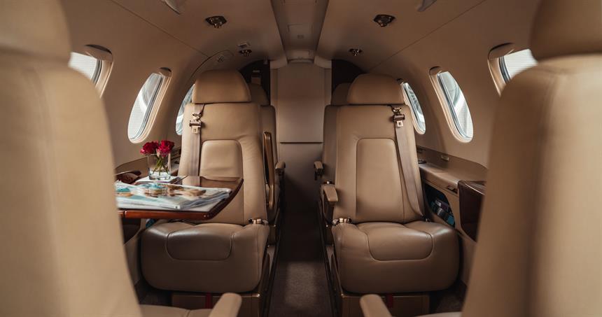 Embraer Phenom 300