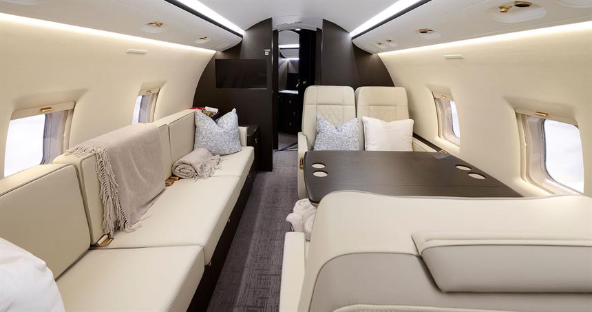 Challenger 604