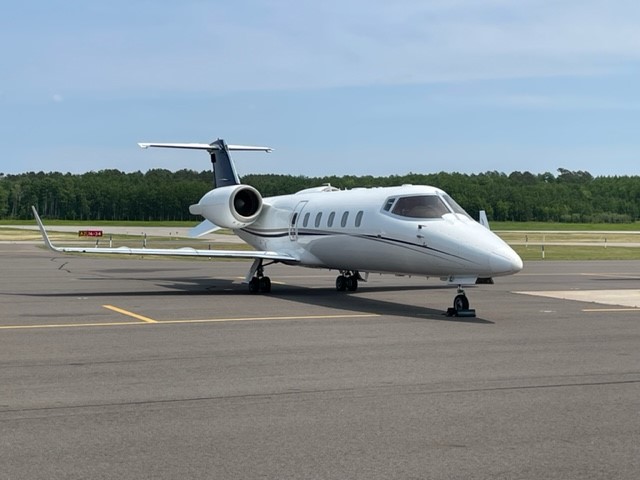 Learjet 60