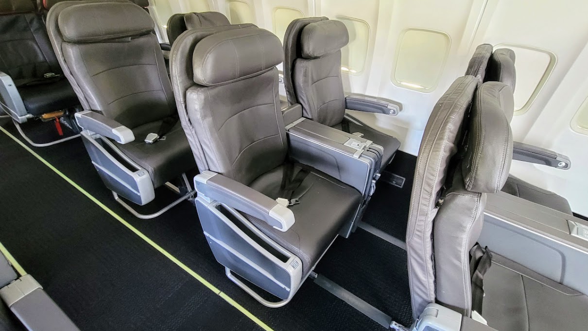 Boeing 737