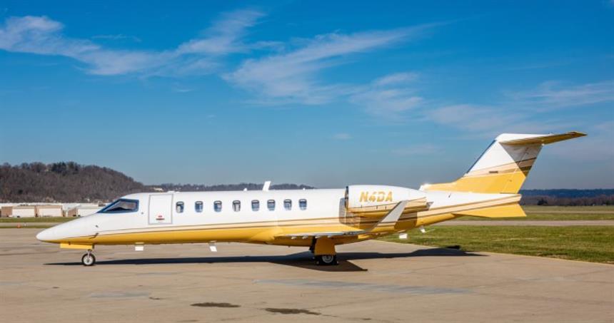 Learjet 75