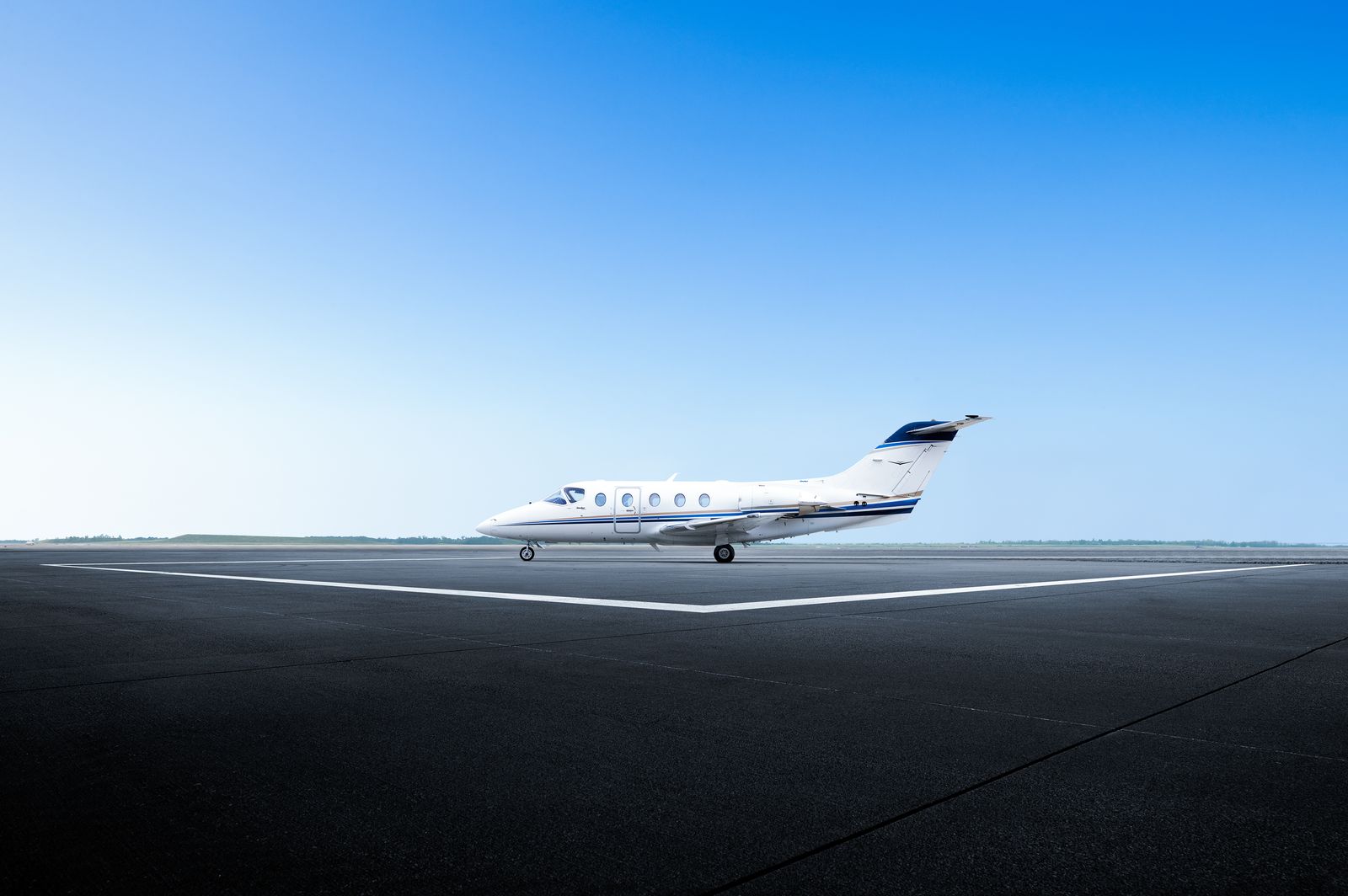 Hawker 400XP