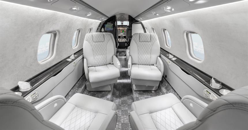 Learjet 60