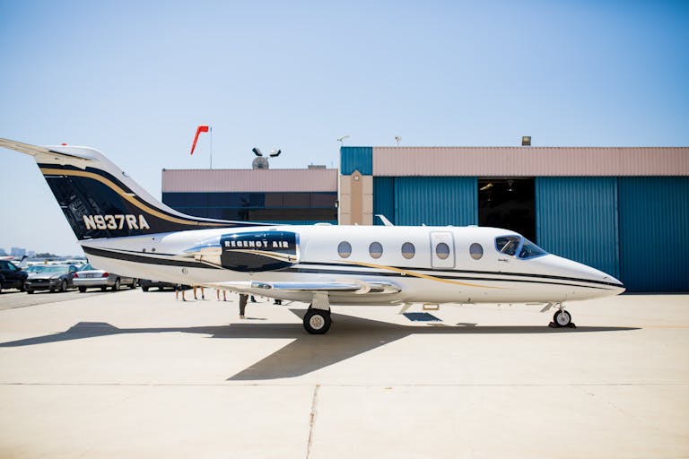 Hawker 400XP