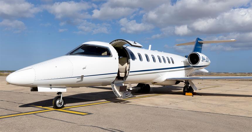 Learjet 45