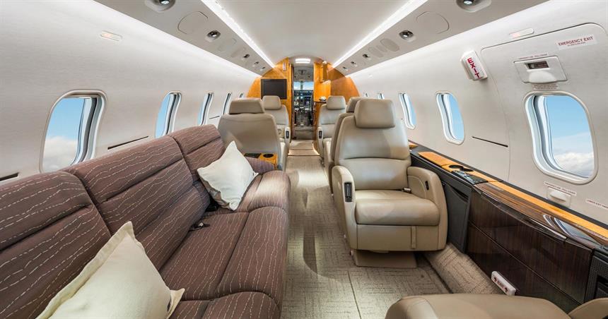 Challenger 300