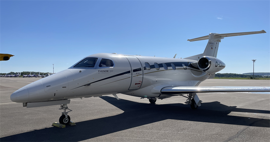 Phenom 300