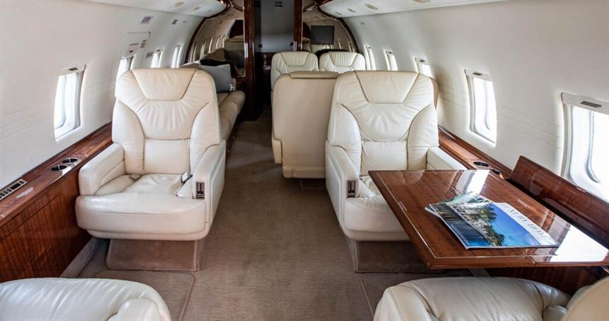 Challenger 604