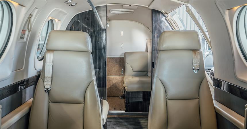 King Air 90