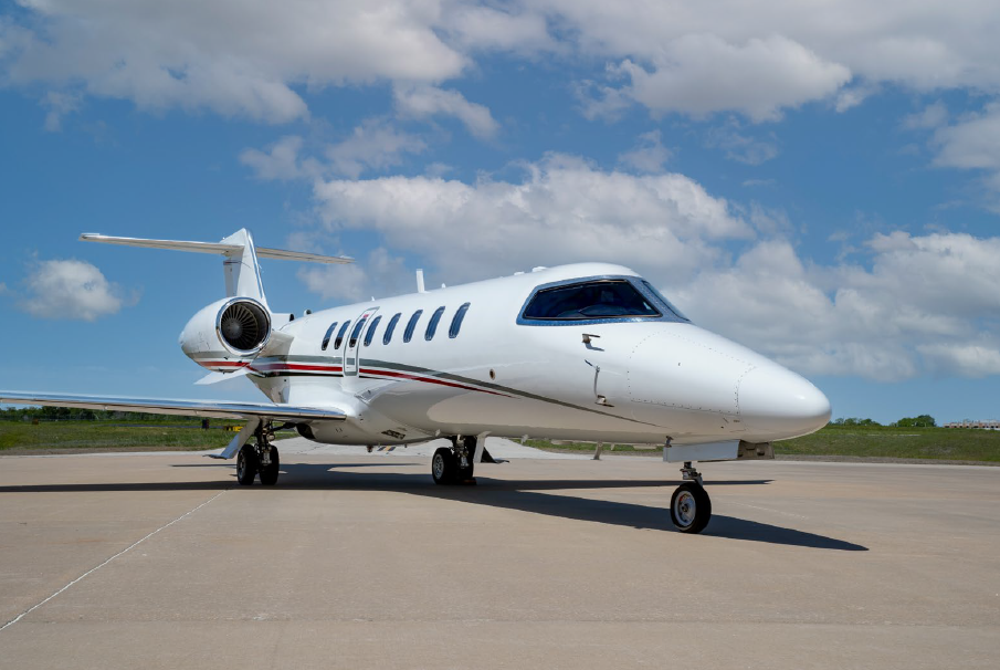 Learjet 75