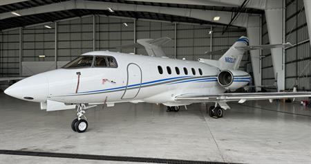 Hawker 900XP