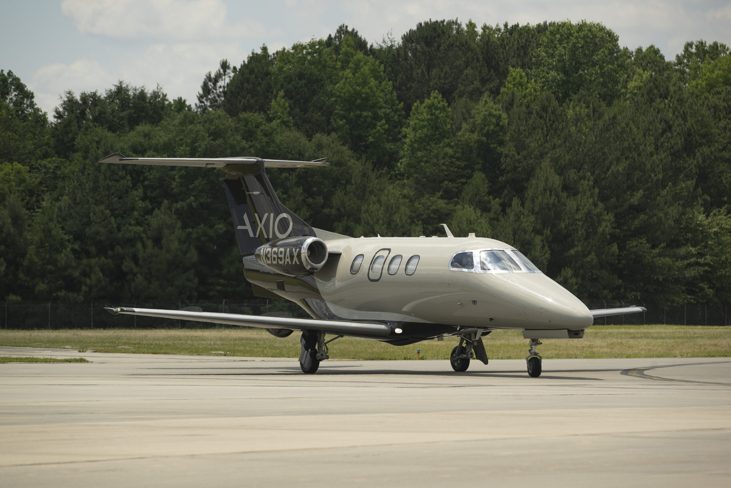 Phenom 100