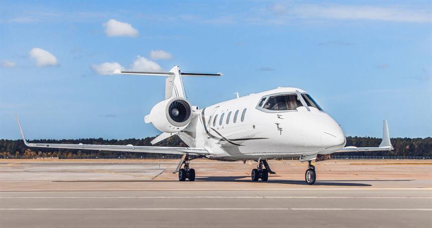 Learjet 60