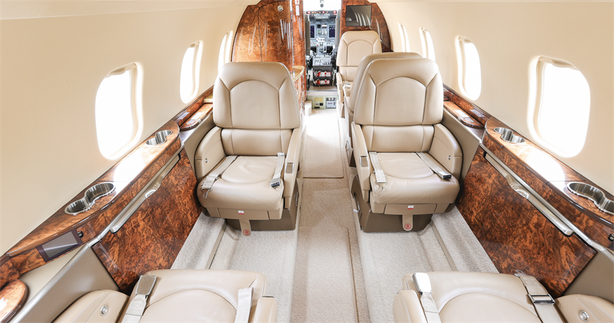Learjet 60