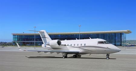 Challenger 604