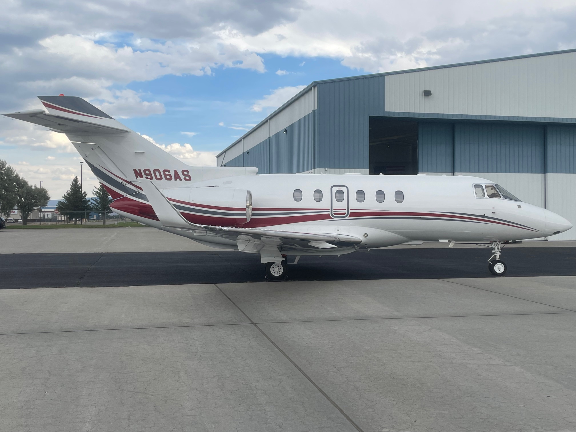 Hawker 800XP