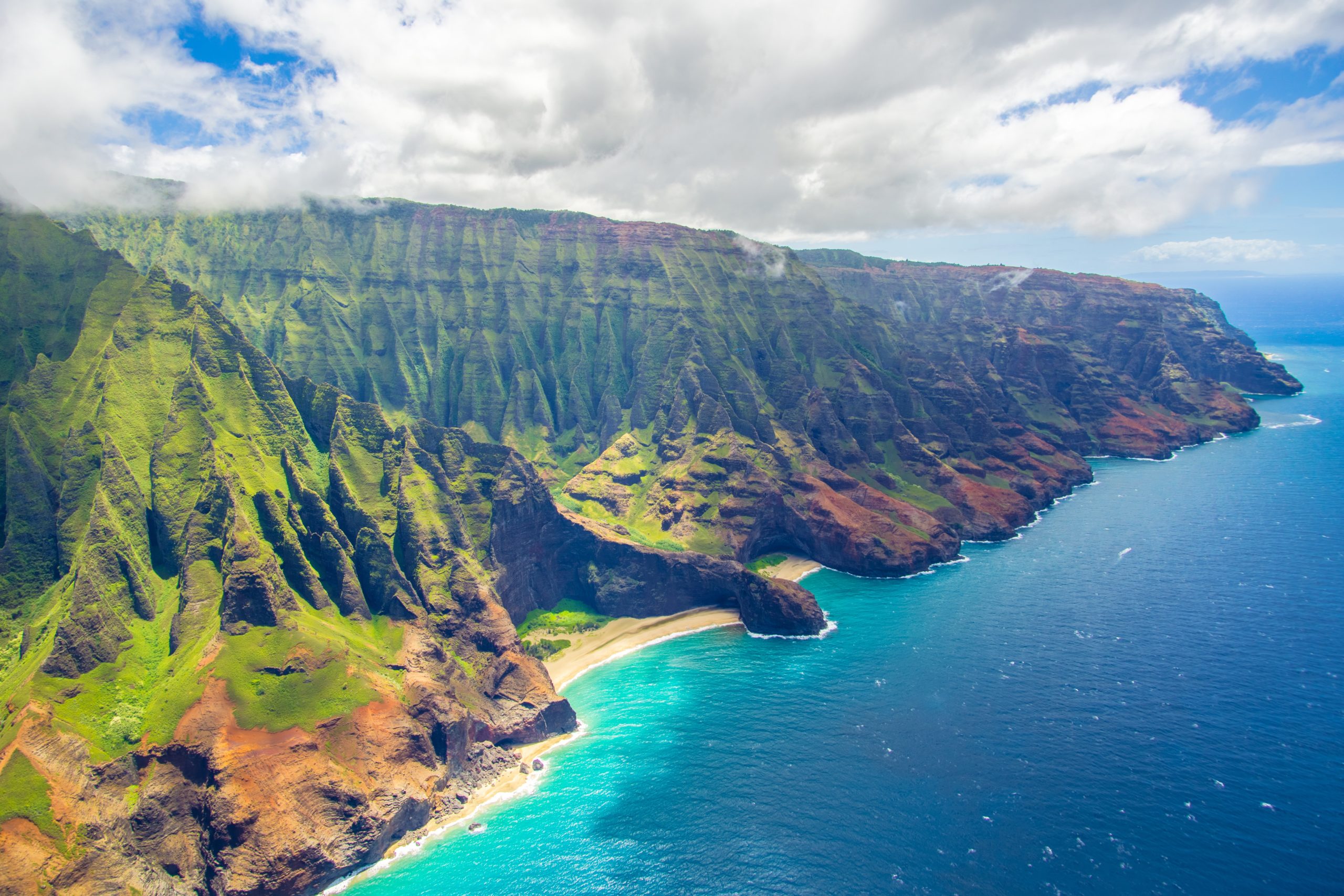 Charter a private jet to Lihue Airport (LIH) in Hawaii JetMembership